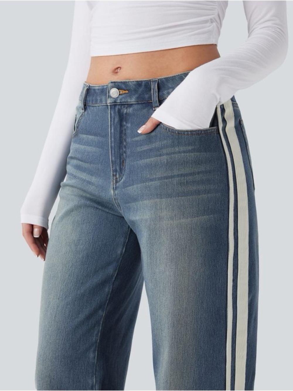 🚨SOLD 🚨HALARA Denim Wide-Leg Jeans with Dual Side Stripe - Blue & Cream